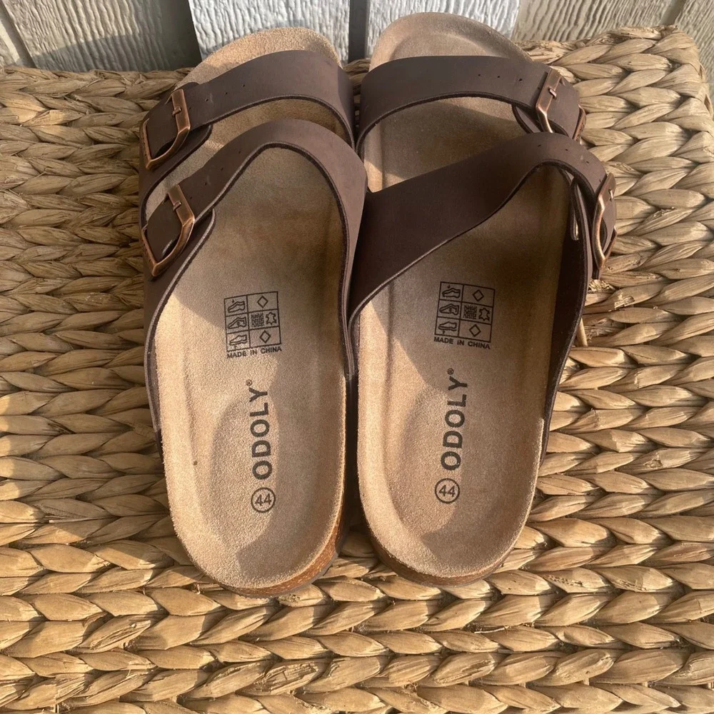 Odoly slide sandals